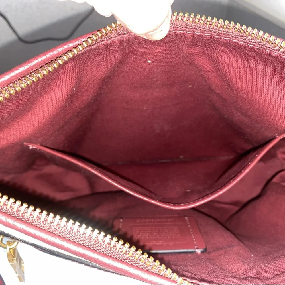 Coach Signature Jacquard Horse Carriage Chaise Convertible Bag EUC